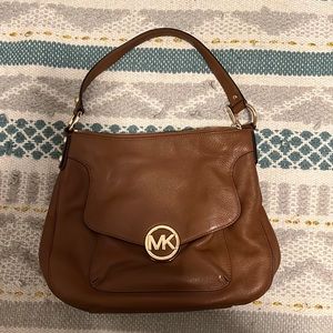 Michael Kors Pebble Leather Logo shoulder bag brown
